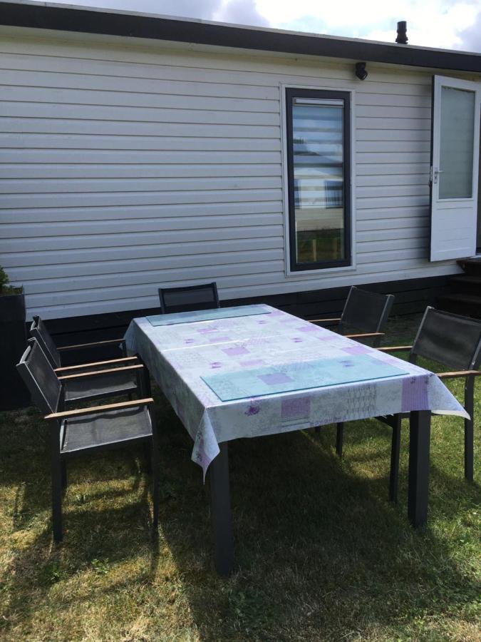 Ruime Chalet Midden In De Natuur In Lith מראה חיצוני תמונה
